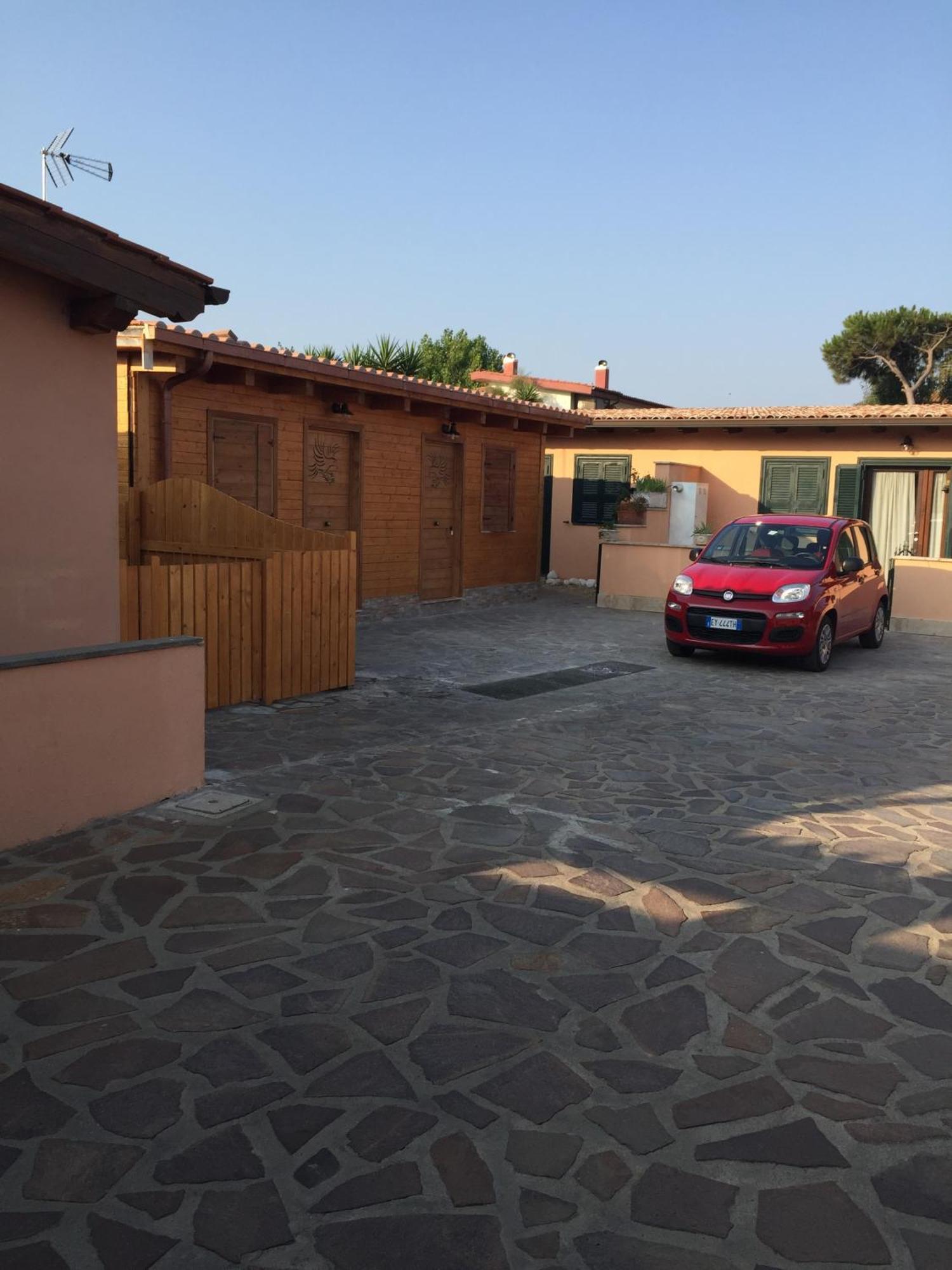 Aquila Di Mare Fiumicino Exterior foto